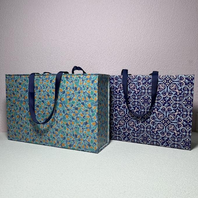 Custom Flower Pattern Folding Packaging Gift Box for Gift Storage