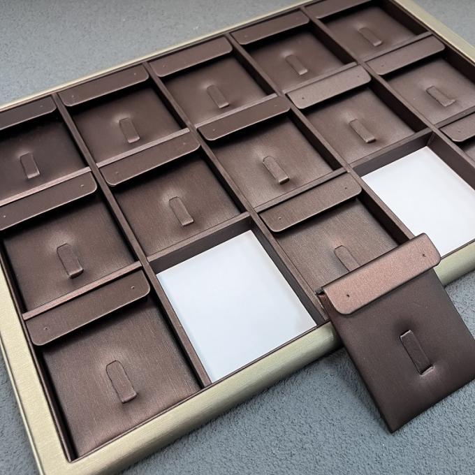 Custom Luxury PU Stock Wooden Gift Jewelry Exhibition Display Ring Earring Pendant Necklace Bangle Tray