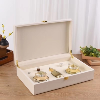 Customized Cream Color Luxury PU Cosmetic Storage Box With Lock