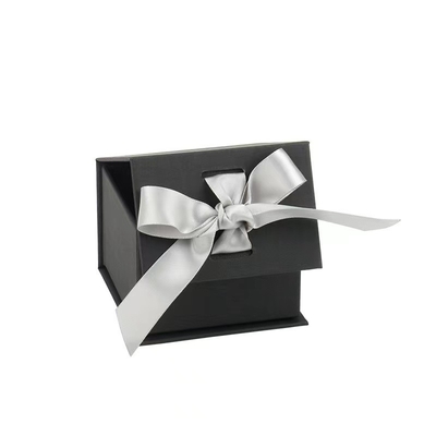 OEM ODM Solid Color Medium Size Gifts Packing Boxes With Bowknot